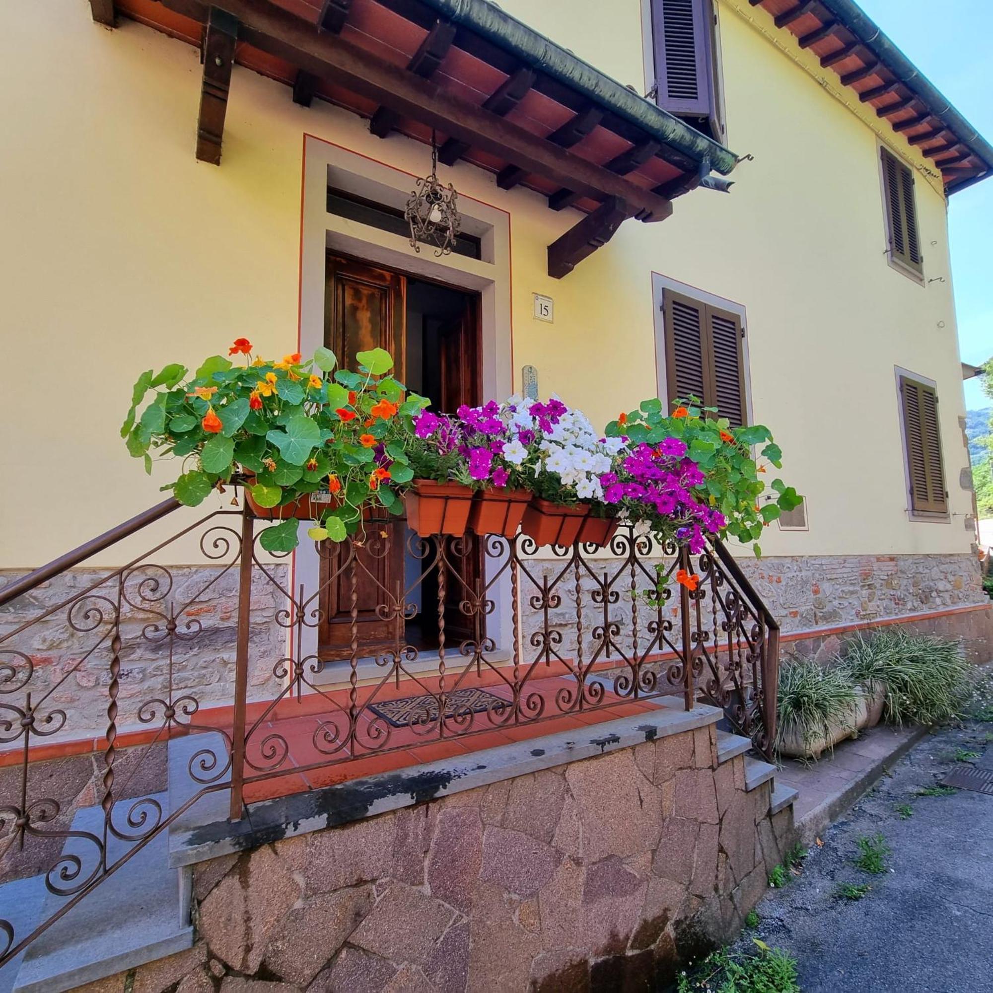 A Collodi Io & Mamma Bed & Breakfast Exterior photo